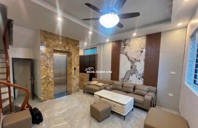 BÁN NHÀ MỚI-5 TẦNG, THANG MÁY- 50M2–Ô TÔ ĐỖ CỔNG 15M RA ĐƯỜNG Ô TÔ TRÁNH–9.X TỶ