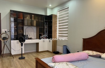Bán biệt thự 10x20 đường 16m khu Him Lam Q7 giá 57 tỷ
