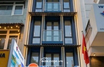 Bán mặt tiền đường Hồng Hà, Trệt 4 lầu ST, DT: 67m2, 9PN, 6WC. Gần CV