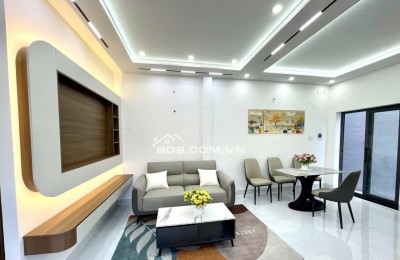 NHÀ ĐẸP SỐ RIÊNG ĐƯỜNG XE HƠI ,  PHÚ THUẬN Q7 (4,2X8 ) 2 TẦNG CHỈ 4 TỶ 380 TR FULL NỘI THẤT