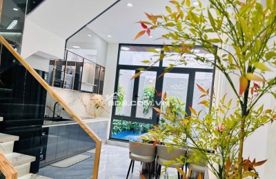 BÁN homestay nguyễn hoàng 70mv 4 tầng 4 phòng ngủ hồ bơi nhỉnh 7 tỷ