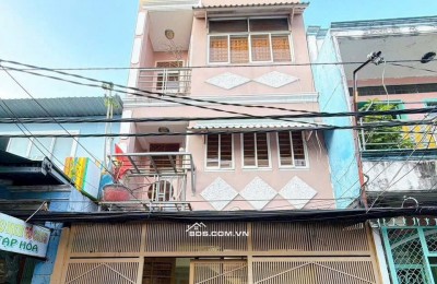 Bán nhà mặt tiền kinh doanh Đoàn Văn Bơ ,p16,q4. Dt:4,3x8,3m – giá 5,25 tỷ