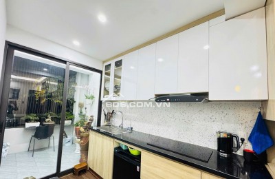  Căn hộ 3 phòng ngủ – 2 WC – Nội thât sang xịn mịn,Bán Đảo Linh Đàm