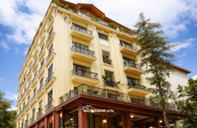 SIÊU PHẨM MẶT PHỐ TRUNG TÂM SA PA – LÔ GÓC 330m² – MT 21m – VỊ TRÍ VÀNG KINH DOANH KHÁCH SẠN, NHÀ HÀNG. Giá: 51 Tỷ