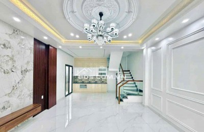 SIÊU PHẨM THIÊN LÔI  NHÀ MỚI XÂY ĐỌC LẬP 3 MẶT THOÁNG, CẠNH CHỢ ĐÔN BUÔN BÂN SẦM UẤT, NHÀ NỞ HẬU RẤT ĐẸP