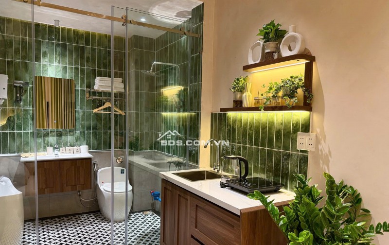 Căn hộ 15 phòng Homestay hẻm 8m Trường Chinh ngang 7m 5L 105m2 TN 105tr gần Metro 21.5 tỷ
