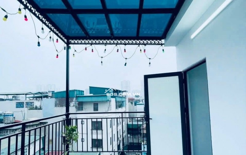 Bán Nhà Nguyễn Chính - Tân Mai, Hoàng Mai 31/35m, 5 tầng, mt 4.2m, giá 8.9 tỷ.