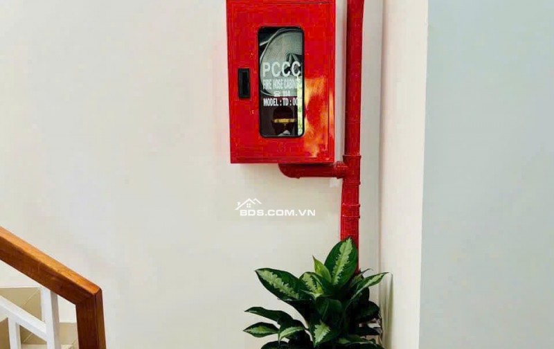 Bán Khách sạn 2 mặt tiền Hà Huy Giáp 5 lầu 16P ngang 4.5m 90m2 giáp Gò Vấp nhỉnh 15 tỷ.