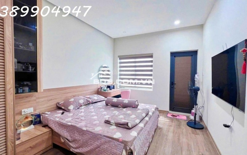 Nhà xinh hẻm Đoàn Trần Nghiệp _ mua vào ở ngay cách biển Hòn Chồng: 400m hẻm xe ba gác Giá : 4,5 tỷ