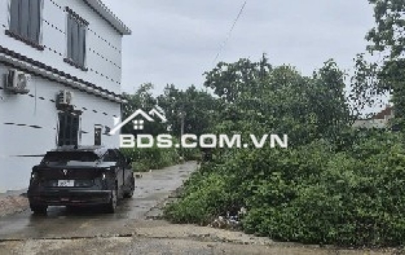 Bán đất chính chủ 85,6m2 tại Đông Hạ Đông Yên Quốc Oai sổ sẵn giao dịch