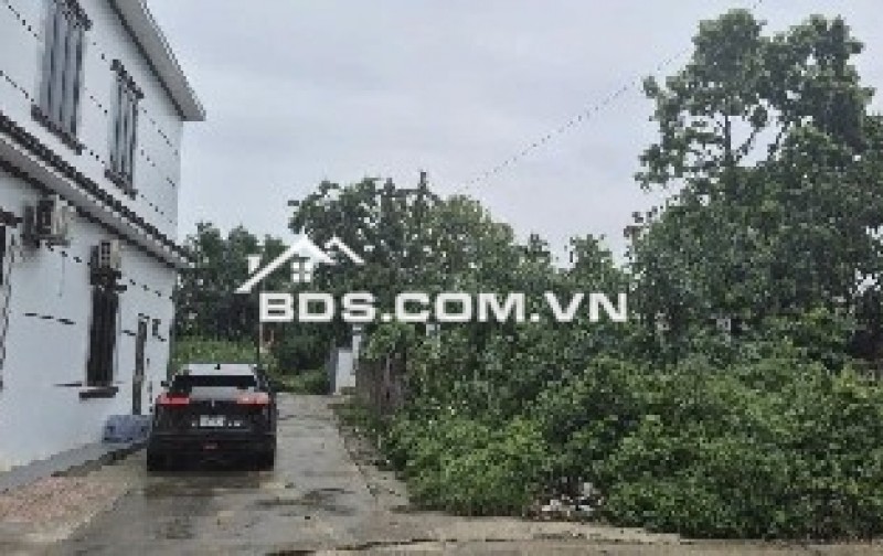 Bán đất chính chủ 85,6m2 tại Đông Hạ Đông Yên Quốc Oai sổ sẵn giao dịch