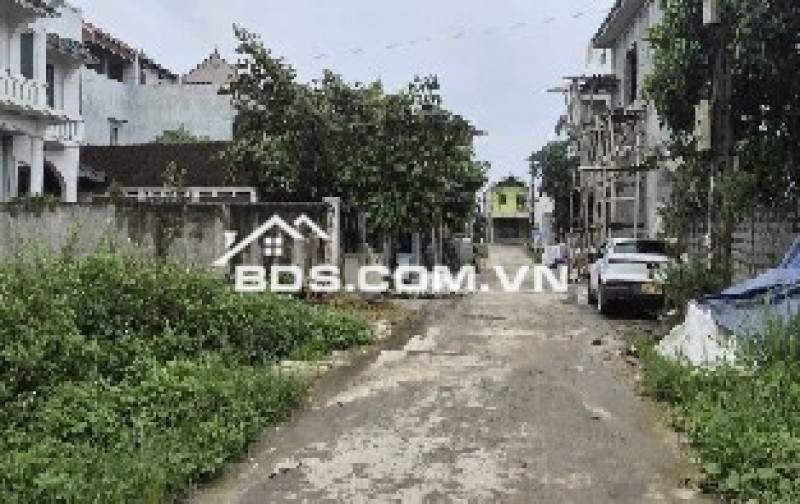 Bán đất chính chủ 85,6m2 tại Đông Hạ Đông Yên Quốc Oai sổ sẵn giao dịch