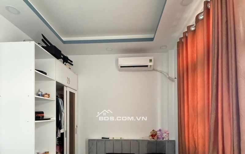 Nhà mặt tiền hẻm 6m thông khu kinh doanh mua bánh đa ngành
