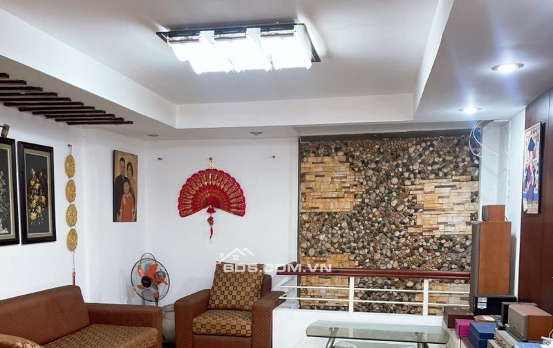  GIÁ HỜI – HẺM CẠNH Ô TÔ DƯƠNG VĂN DƯƠNG, TÂN SƠN NHÌ – NHÀ 5 TẦNG – GẦN CHỢ