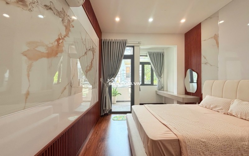 NHÀ ĐẸP XÔ VIẾT NGHỆ TĨNH – 3 TẦNG – FULL NỘI THẤT – 4 PN – 50M² – 8.X TỶ