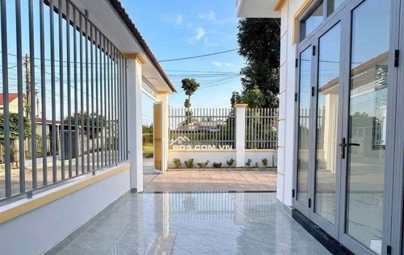 MUA ĐẤT TẶNG NHÀ 10x20 CHỈ 2 TỶ XXX – LÔ GÓC 2 MẶT TIỀN SIÊU ĐẸP GẦN KDL BỬU LONG