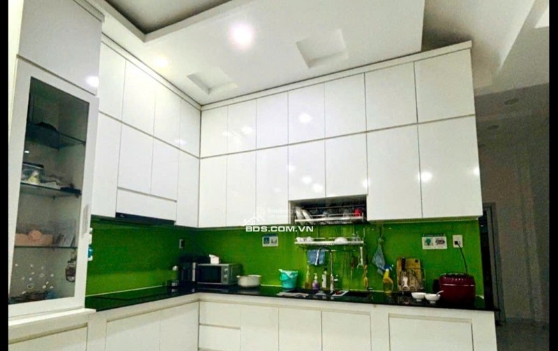 Mặt tiền đường 12m - 3 tầng - 5x20m - KDC Bình Hưng, Bình Chánh - gần bến xe Q8 - giá hơn 5tỷ