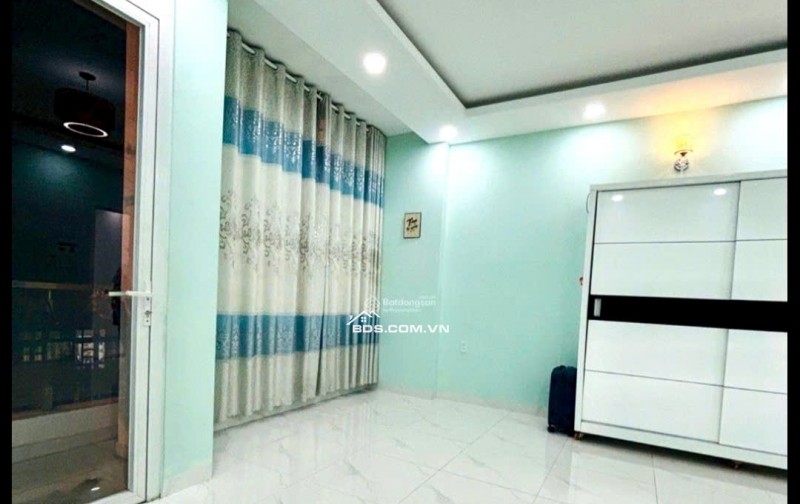 Mặt tiền đường 12m - 3 tầng - 5x20m - KDC Bình Hưng, Bình Chánh - gần bến xe Q8 - giá hơn 5tỷ