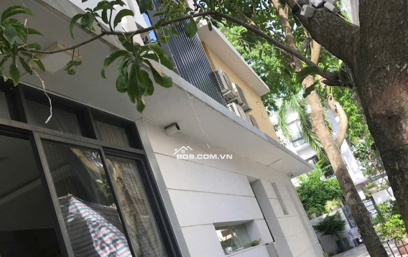 BIỆT THỰ COMPOUND HIẾM NHẤT THE GARLAND FELIZA, PHƯỚC LONG B – THỦ ĐỨC 21 TỶ