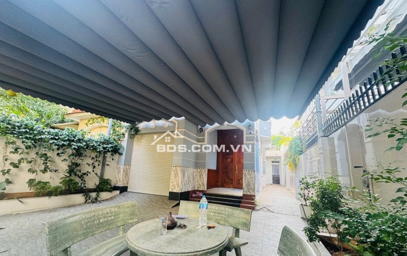 BIỆT THỰ  XẺ KHE KHANG ĐIỀN PHƯỜNG PHƯỚC LONG B, LIỀN KỀ KHU GIA HOÀ - THIÊN LÝ, GARA Ô TÔ TRONG NHÀ, NỘI THẤT GỖ PƠ MU LIM - 20.5 TỶ