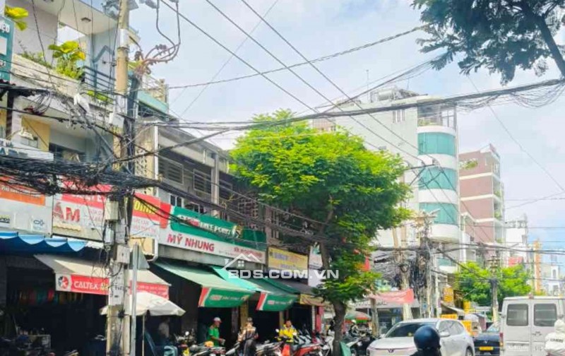  HÀNG HIẾM SÁT MẶT TIỀN DẠ NAM - NGANG LỚN 6.5M - DÒNG TIỀN 15 TRIỆU/THÁNG - CHỦ GẤP BÁN 