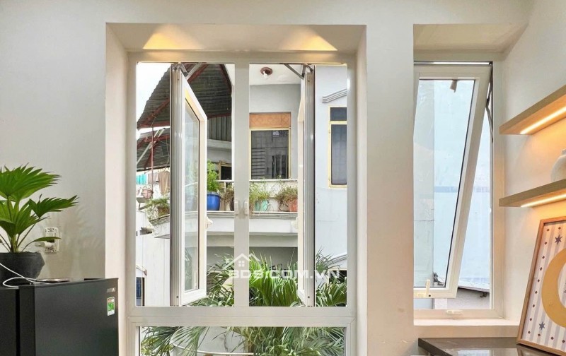 HUỲNH VĂN BÁNH – 4x10M – 5 TẦNG – 7 PHÒNG – 8.2 TỶ