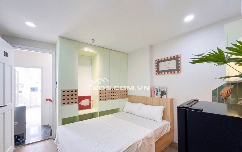 HUỲNH VĂN BÁNH – 4x10M – 5 TẦNG – 7 PHÒNG – 8.2 TỶ