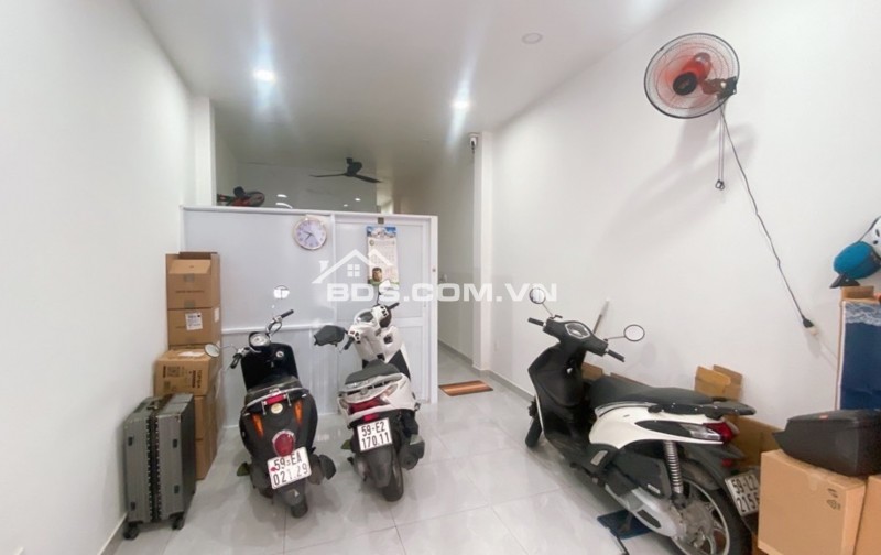 LÊ VĂN SỸ – 3.5x17M – 2 TẦNG – 3PN – CÁCH MẶT TIỀN 50M – 8 TỶ