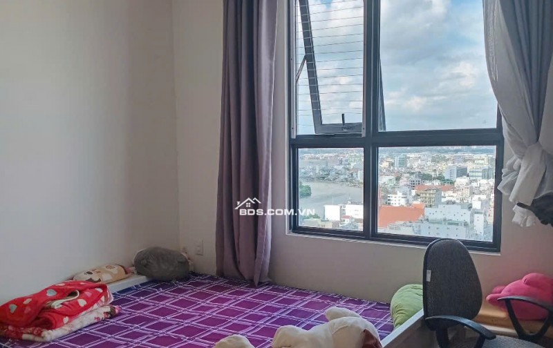 cho thue căn hộ 2pn 1wc quận 7 hướng đông tầng cao căn góc