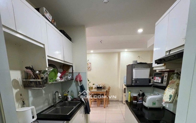 Giá thuê 13tr/th, Chung cư Screc, 68m2, 2PN, 2WC, Nội thất, Trường Sa, Q3.