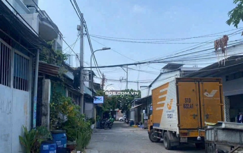 Bán nhà MT đ. 339, 6m, P. Phước Long B, Q.9, tiện kinh doanh mọi ngành nghề