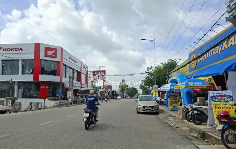 Sang nhượng lô đất vàng tại mặt tiền đường ĐT 720, xã Gia Huynh, huyện Tánh Linh, tỉnh Bình Thuận ( nay là xã Suối Kiết, tỉnh Lâm Đồng )
