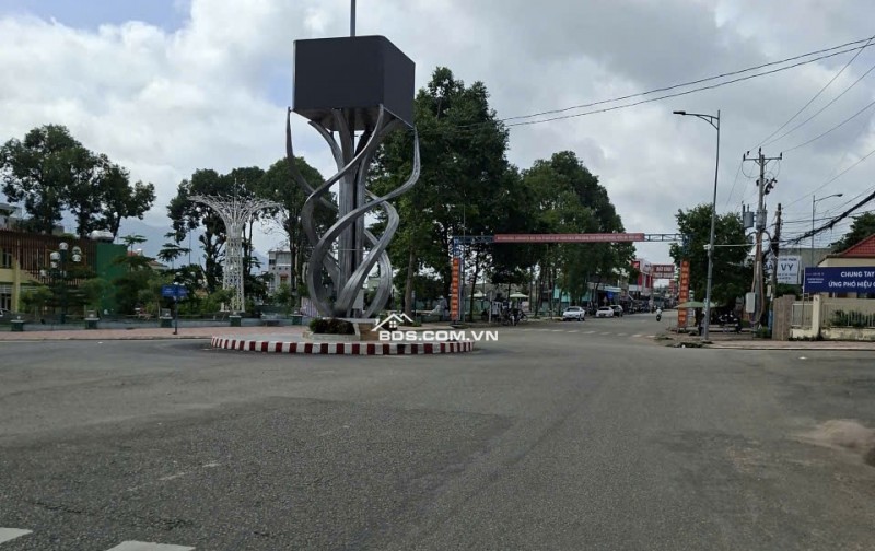 Cần tiền bán gấp Lô đất mtđ ĐT 720 (Trần Hưng Đạo nối dài), xã Suối Kiết, tỉnh Lâm Đồng ( cũ là xã Gia Huynh, huyện Tánh Linh, Tỉnh Bình Thuận)