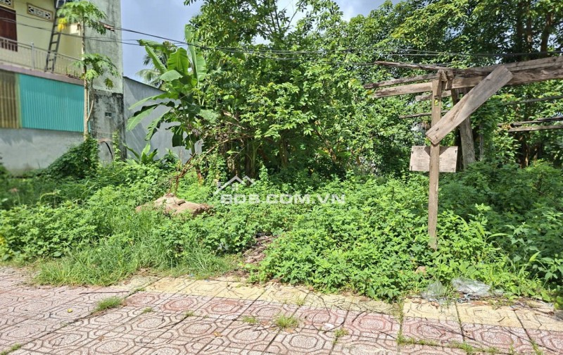 Cần tiền bán gấp Lô đất mtđ ĐT 720 (Trần Hưng Đạo nối dài), xã Suối Kiết, tỉnh Lâm Đồng ( cũ là xã Gia Huynh, huyện Tánh Linh, Tỉnh Bình Thuận)