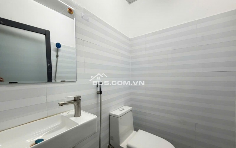 CHO THUÊ PHÒNG TRỌ 180 PHAN HUY ÍCH, P12, GÒ VẤP. 3.3TR/15M2/THÁNG. LH:0359203979