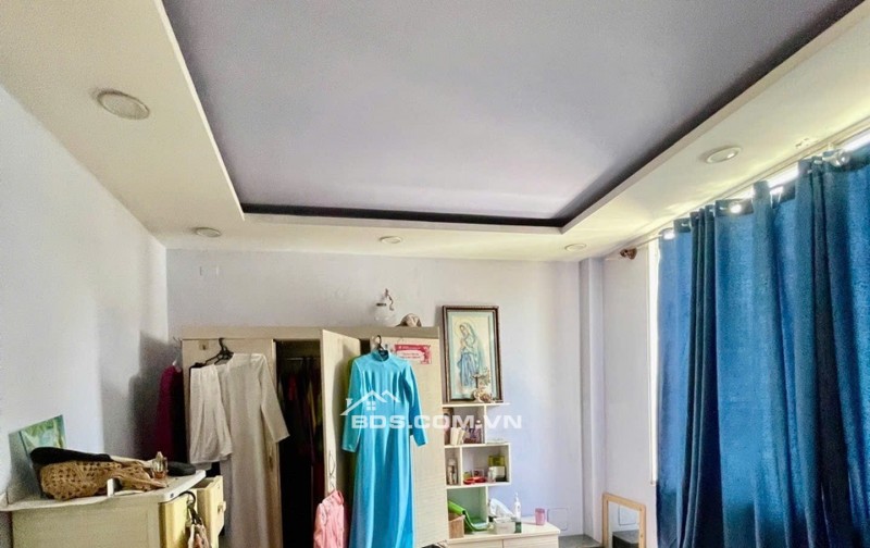 Nhà 4 tầng Khu Bàu Cát - Đồng Đen- Hẻm thông cạnh MT. DT 36m2 nhỉnh 6 tỷ TL