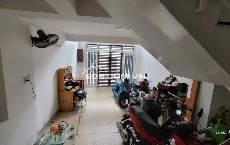 Nhà 5 tầng 4PN 5WC- ô tô đậu nhà. Ngang 4m - Chốt nhanh 7,xx tỷ TL nhanh
