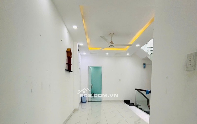 BÁN NHÀ KDC GIA HÒA BÌNH HƯNG, GẦN CÁC TRƯỜNG ĐẠI HỌC, 100M2, 3 TẦNG, GIÁ 5,99TỶ