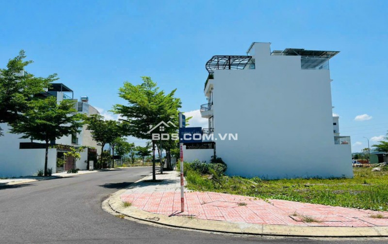 Cần bán gấp lô đất 70m2, Phước Hòa, sổ sẵn, hỗ trợ bank