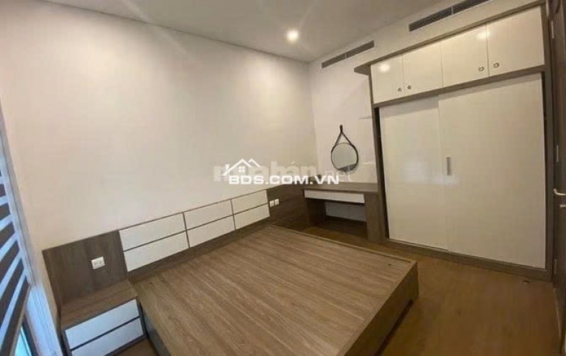 Cho thuê căn hộ 2 ngủ, có slot xe, chung cư ancora số 3 lương yên,hbt 0941938228