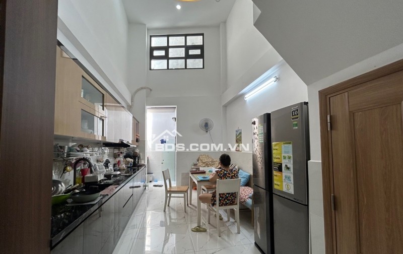 Bán nhà riêng Nguyễn Văn Đậu quận Bình Thạnh 4 tầng 5PN 8.7tỷ