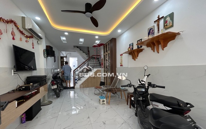 Bán nhà riêng Nguyễn Văn Đậu quận Bình Thạnh 4 tầng 5PN 8.7tỷ
