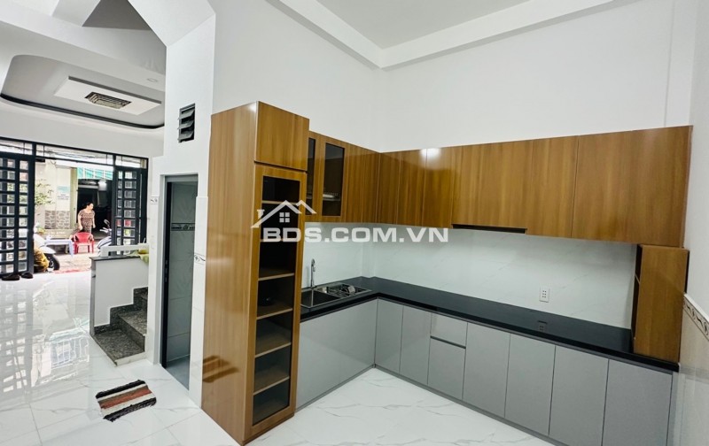 NHÀ PHỐ 3 TẦNG ĐOẠN ĐẸP ĐƯỜNG CHIẾN LƯỢC – BÌNH TÂN | HẺM XE HƠI THÔNG THOÁNG – NGAY CHỢ BÌNH TRỊ ĐÔNG – PHÁP LÝ CHUẨN SỔ HỒNG RIÊNG