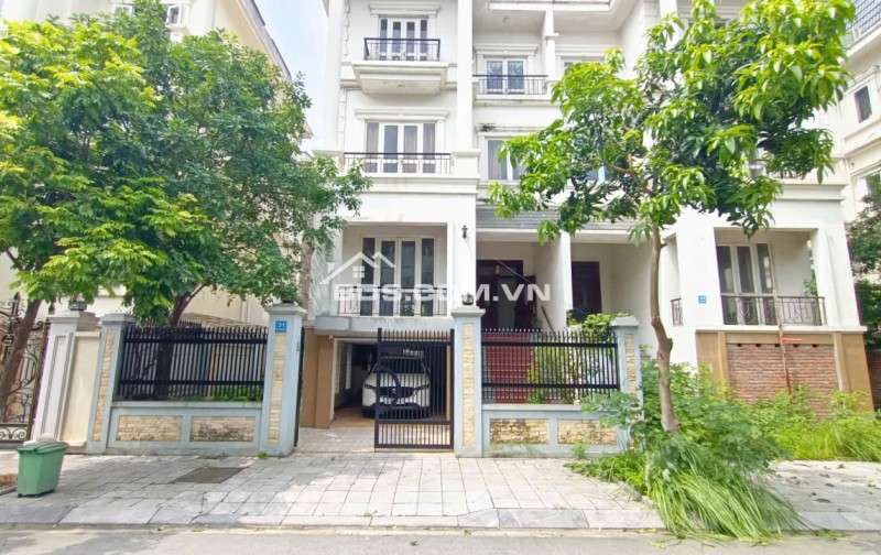 CHO THUÊ CĂN HỘ TẦNG 4 (2PN, 100M2) TẠI KĐT MỚI LIDECO THỊ TRẤN TRẠM TRÔI. 6.8TR/TH. LH:0971928881