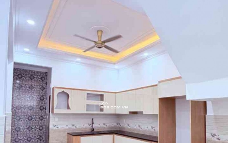  Nhà mới đẹp 3 tầng – Mặt tiền kinh doanh Dĩ An.