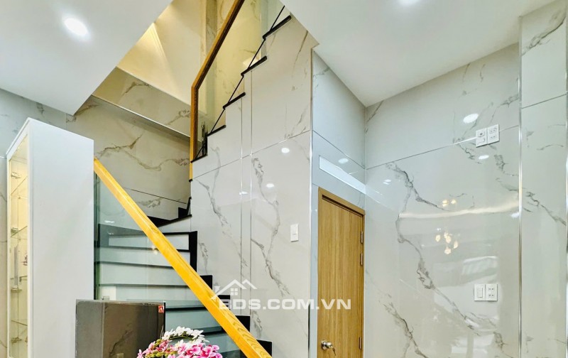 CHÍNH CHỦ BÁN NHÀ BÌNH THẠNH – 4PN, 3WC, SÂN THƯỢNG – LÊ QUANG ĐỊNH P7 – SỔ HOÀN CÔNG ĐẦY ĐỦ