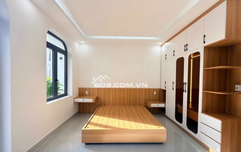 SIÊU PHẨM HẺM XE Ô TÔ NẰM NGAY HƯƠNG LỘ 2, CÓ PHÒNG TRỆT, GIÁ NHỈNH 6,x TỶ. LH:0922146536