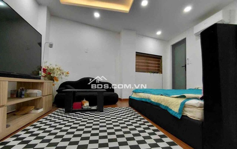  NHÀ ĐẸP HẺM XE TẢI ĐÔNG HỒ – NGANG 7M – Ở NGAY, KINH DOANH TỐT – CHỈ 6.5 TỶ TL