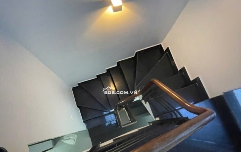  BÁN NHÀ HỒ HẢO HỚN – 2 MẶT HẺM - NỞ HẬU - CÁCH MT 20M2 – 48M² – NGANG 5.2M – 3PN  – P. CẦU ÔNG LÃNH – GIÁ CHỈ 5.X TỶ  Vị trí trung tâm TP.HCM,