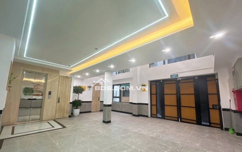 Bán Nhà Dòng Tiền, Ô Tô Đỗ Cửa, Hoàng Văn Thái, Thanh Xuân, 98m, 7 tầng, giá 33,9 tỷ.
